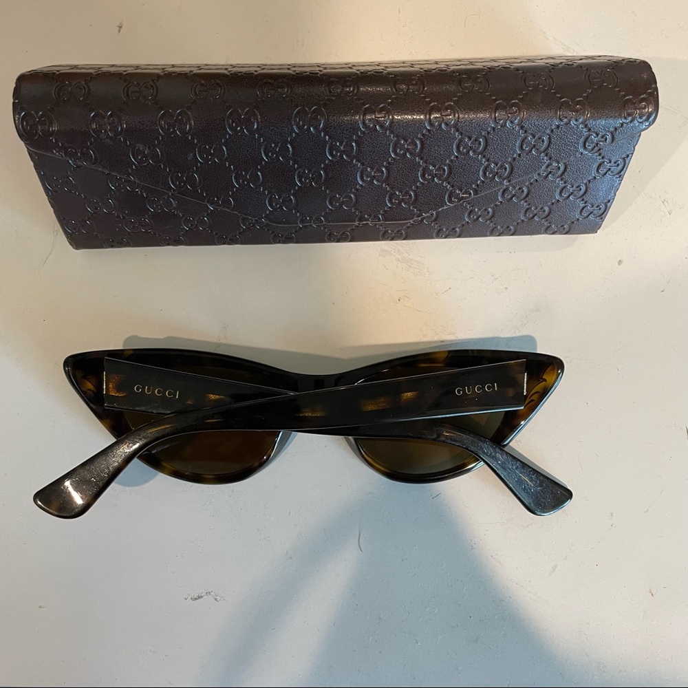 Gucci Sunglasses - Picture 2 of 3